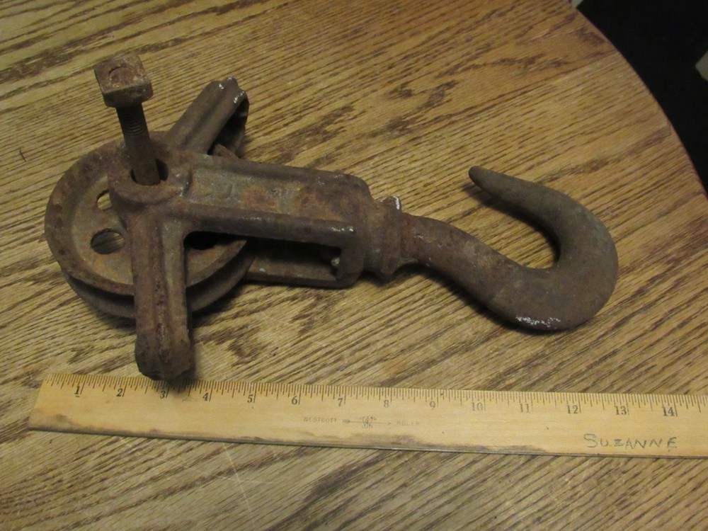 Vintage & Rusty Hook & Pulley