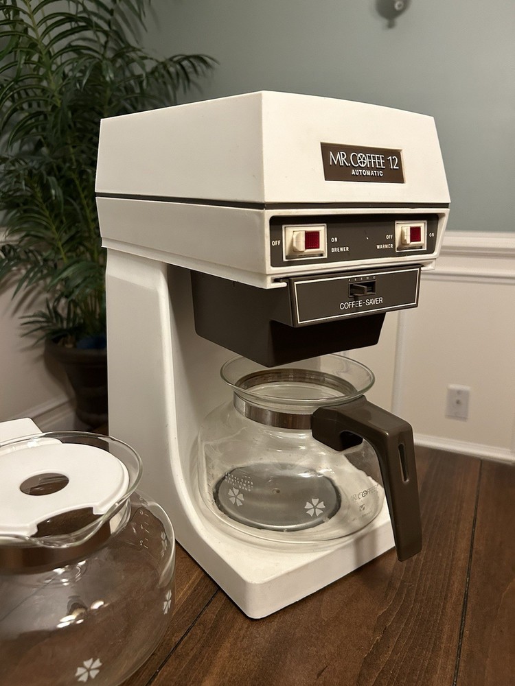 Joe DiMaggio Mr. Coffee Coffee Brewing System Hardly Used Extra Cup