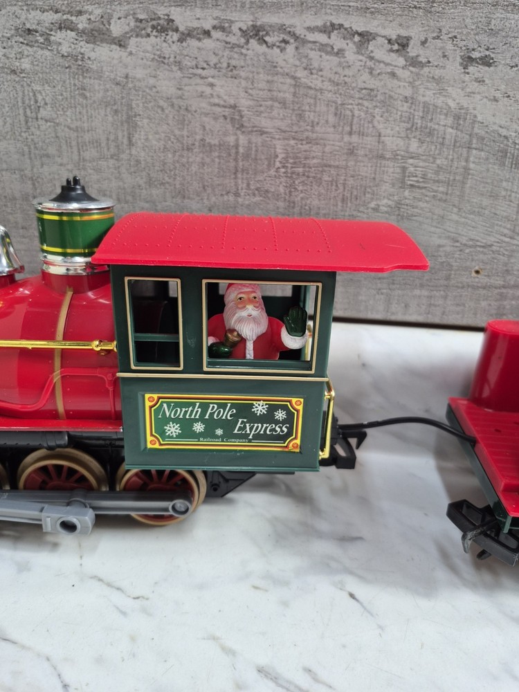 EZTEC NORTH POLE EXPRESS Engine Coal Tender Remote ControlOperated Tested