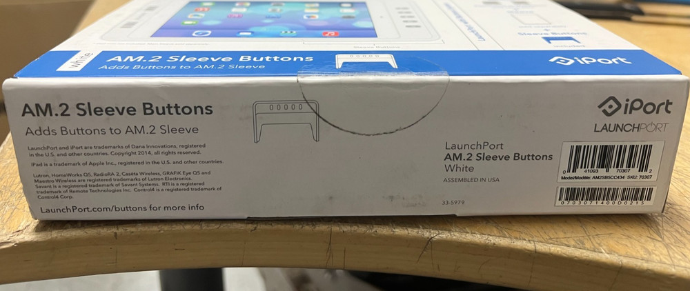 LaunchPort AM.2 Sleeve Buttons – White