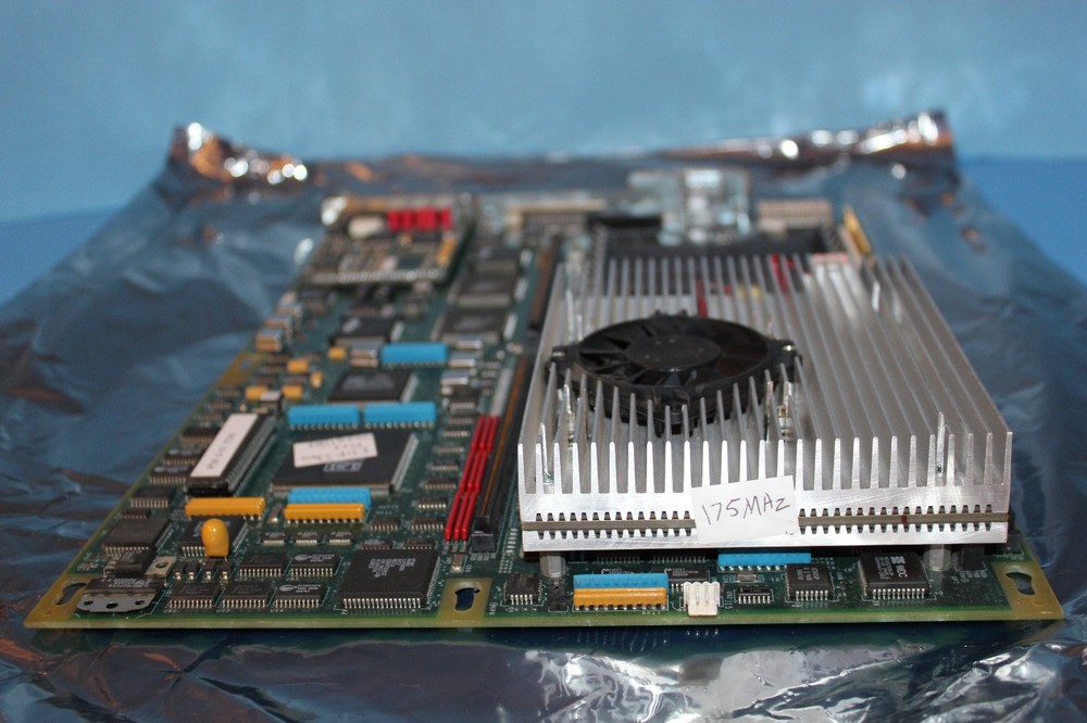 SGI Indigo2 R10000 Motherboard with 175MHz Processor Module