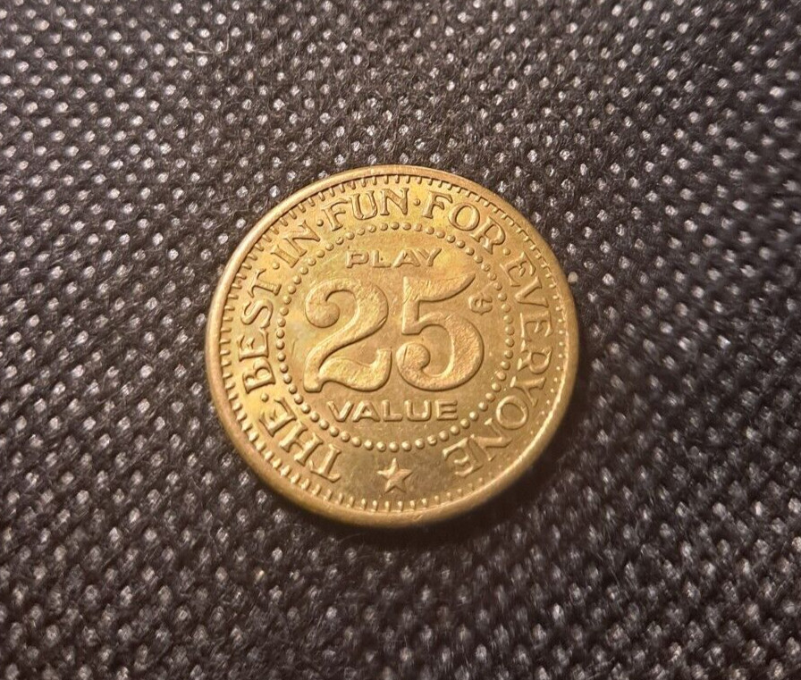 GREAT ENTERTAINER AMUSEMENT CENTER TOKEN! e9055UXX