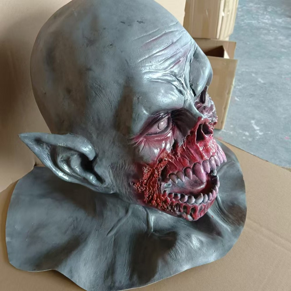 Horror vampire latex mask