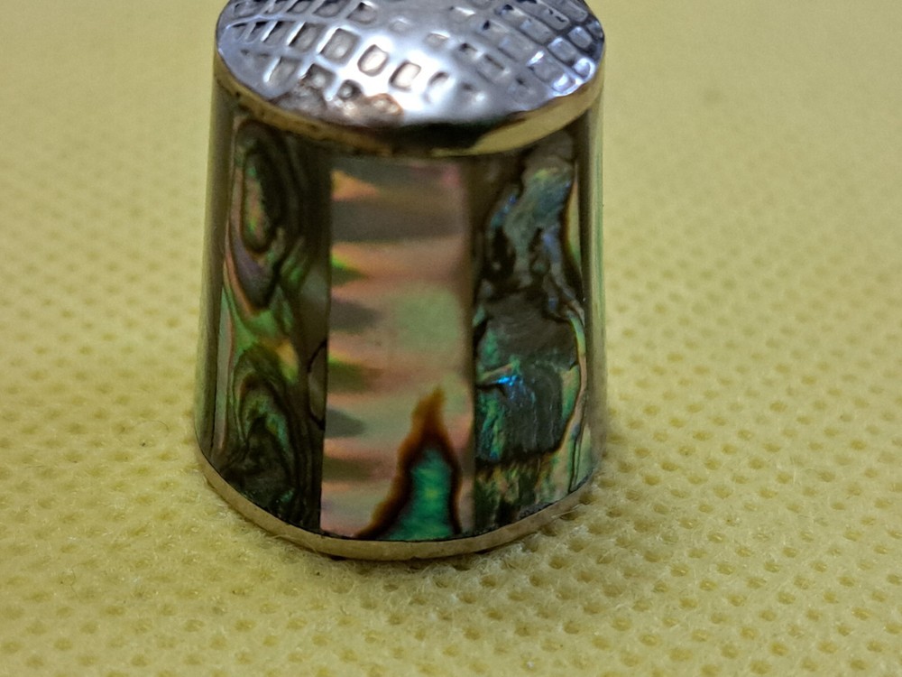 Various Lot Of Thimbles