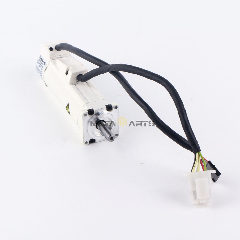 1PCS NEW Panasonic Servo Motor MSMA011ABF