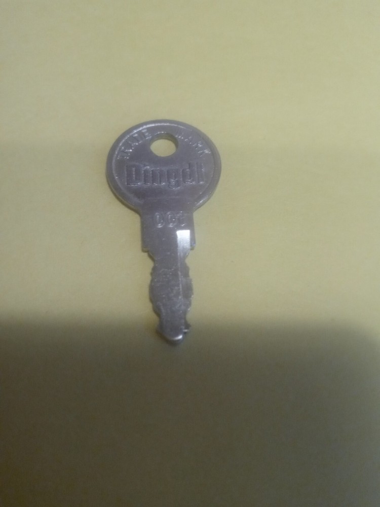 Avantco 17811836 key