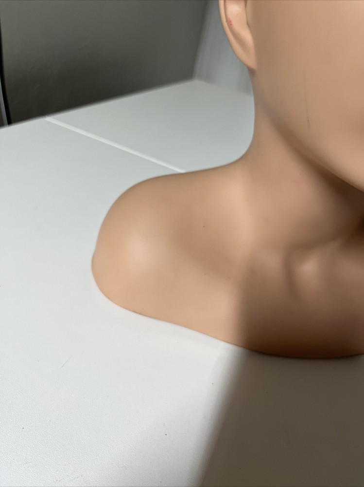 Female Mannequin Head with Shoulders - Used