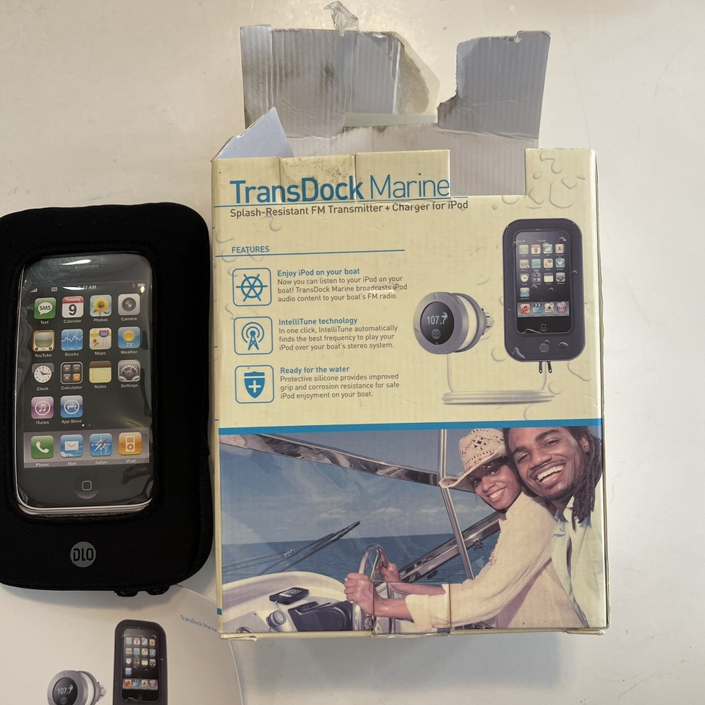 Splash resistant FM transmitter & charger for ipod 32 pin e10