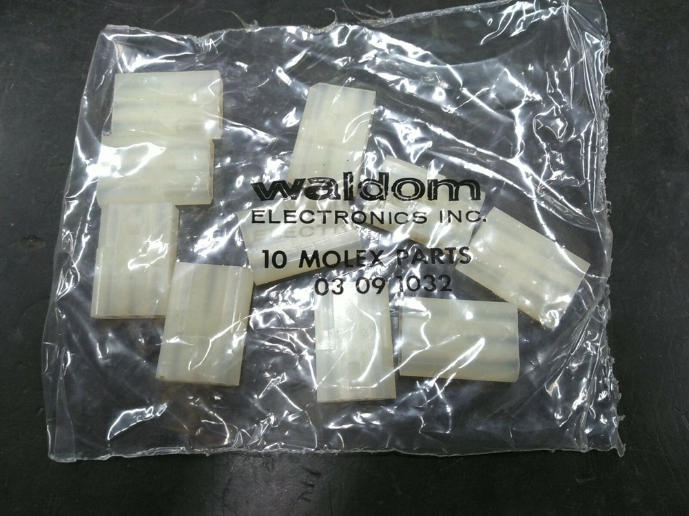 (10) Waldom Molex 03091032 3-Position Single Row