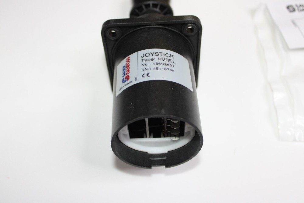 New Sauer Danfoss 155U2607 Joystick Remote Control Valve Handle