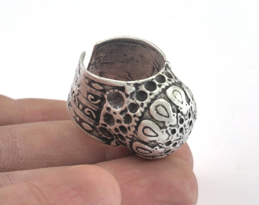Domed Adjustable Ring Antique Silver plated brass (17mm 7US inner size ) 3075
