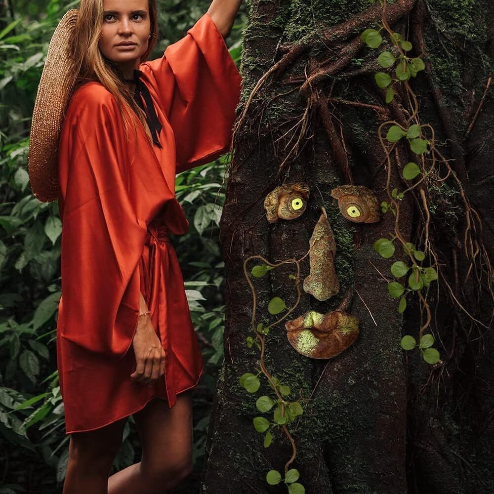 Tree Faces Decor Old Man Tree Hugger Bark Ghost Face for Halloween Easter Garden