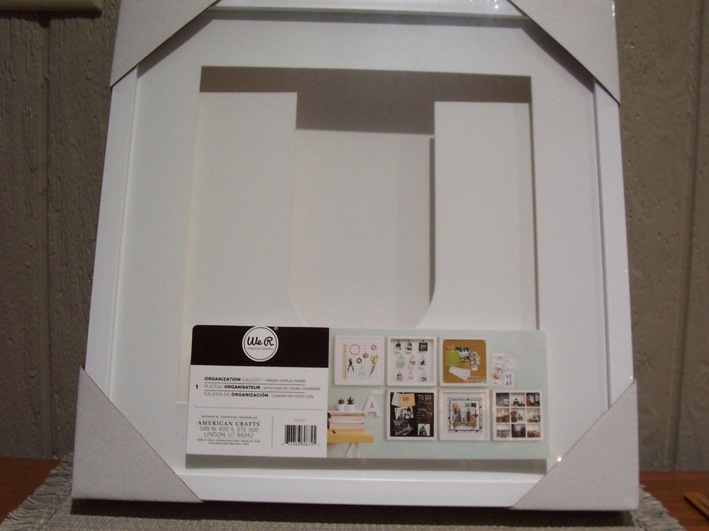 We R Memory Keepers ORGANIZATION GALLERY Hinged Display Frame New in BOX