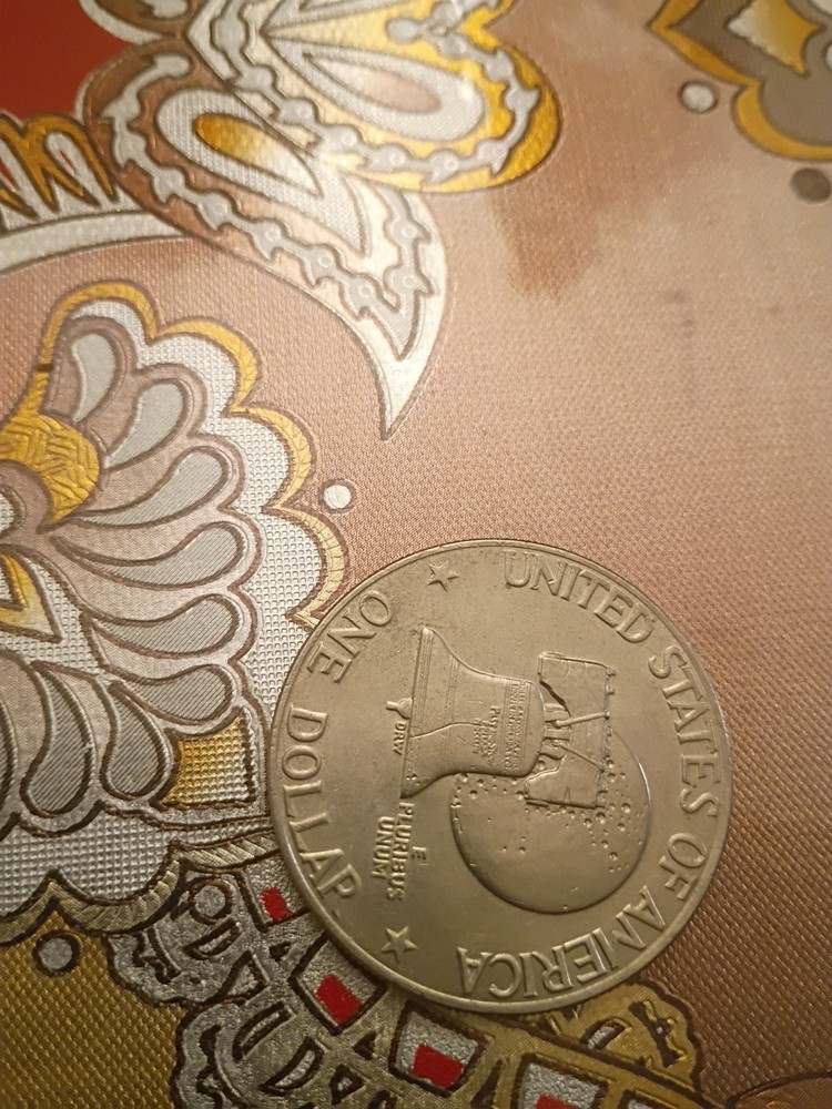 1776-1976 D Type 2 Eisenhower Bicentennial Dollar Coin