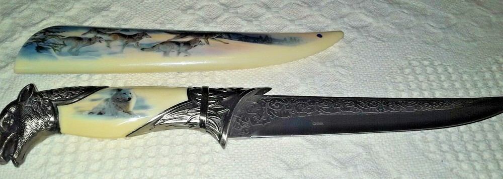 Large 13" Damascus Fixed Blade 8" Blade 5" Handle Full Tang Wolf Pack C Pics EC