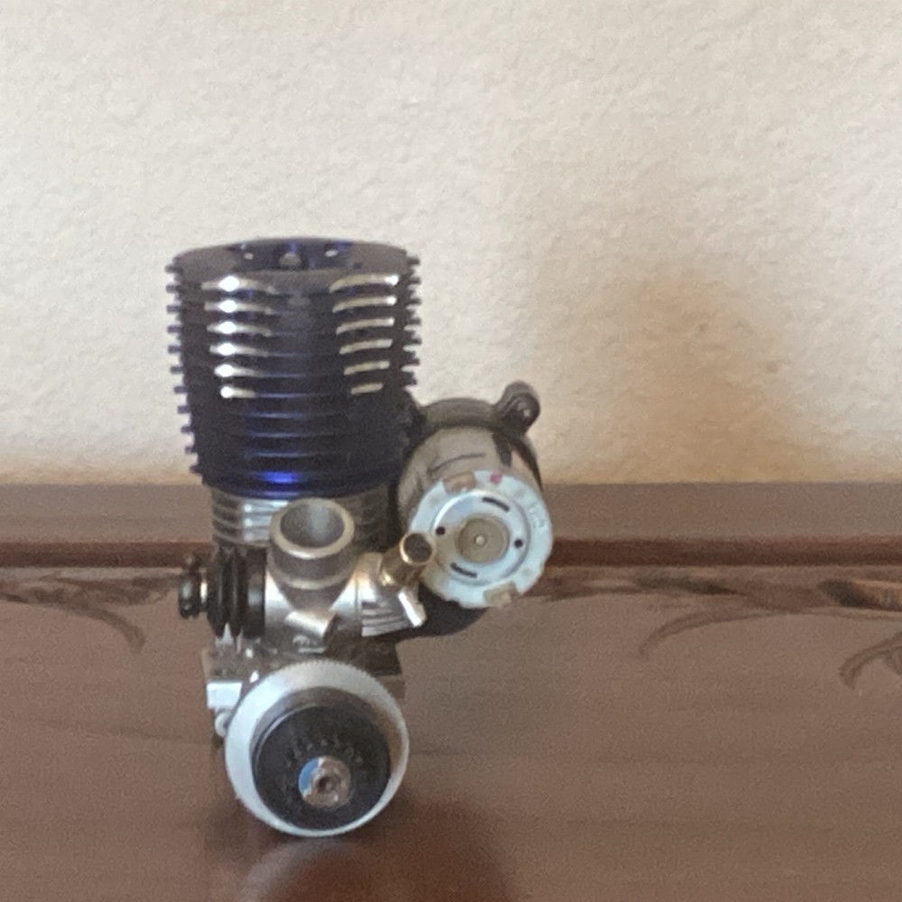 O.S. MAX 21TM Nitro 2-Stroke Engine 1:8 Traxxas EZ Start Pull Start
