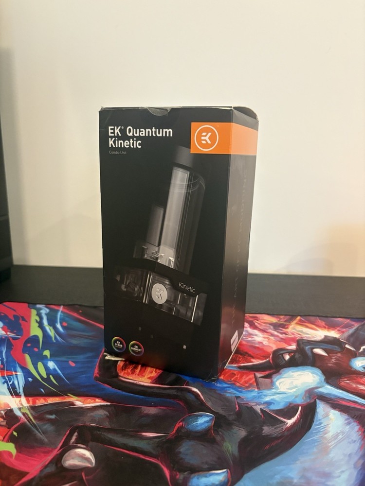 EK Quantum kinetic Pump and Resevoir Combo unit