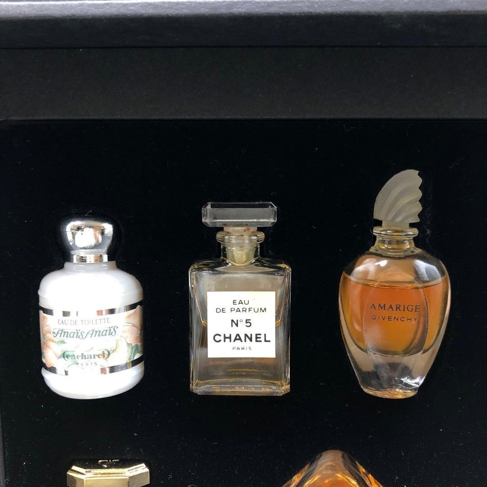 Miniature Perfume Bottles Collection Empty Bottles & Boxes Set Vtg Display Only