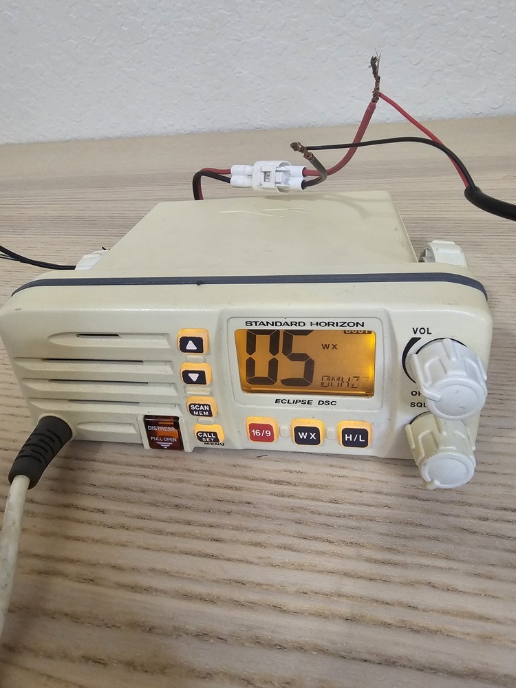Standard Horizon ECLIPSE DSC Marine VHF GX1000s SHIPS AS SHOWN READ
