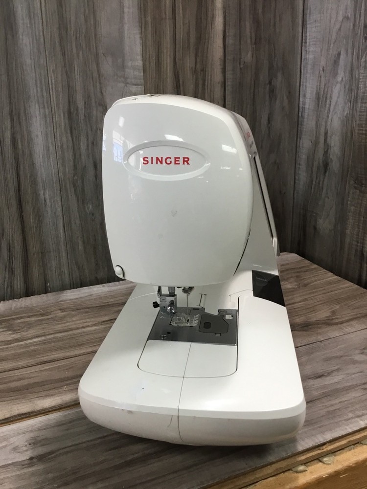 SINGER QUANTUM XL-6000 (PSL038973)