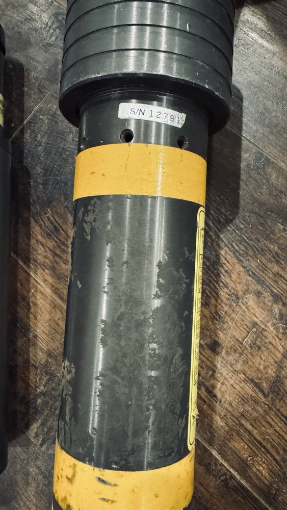 Paratech Lockstroke Strut Shoring Rescue System