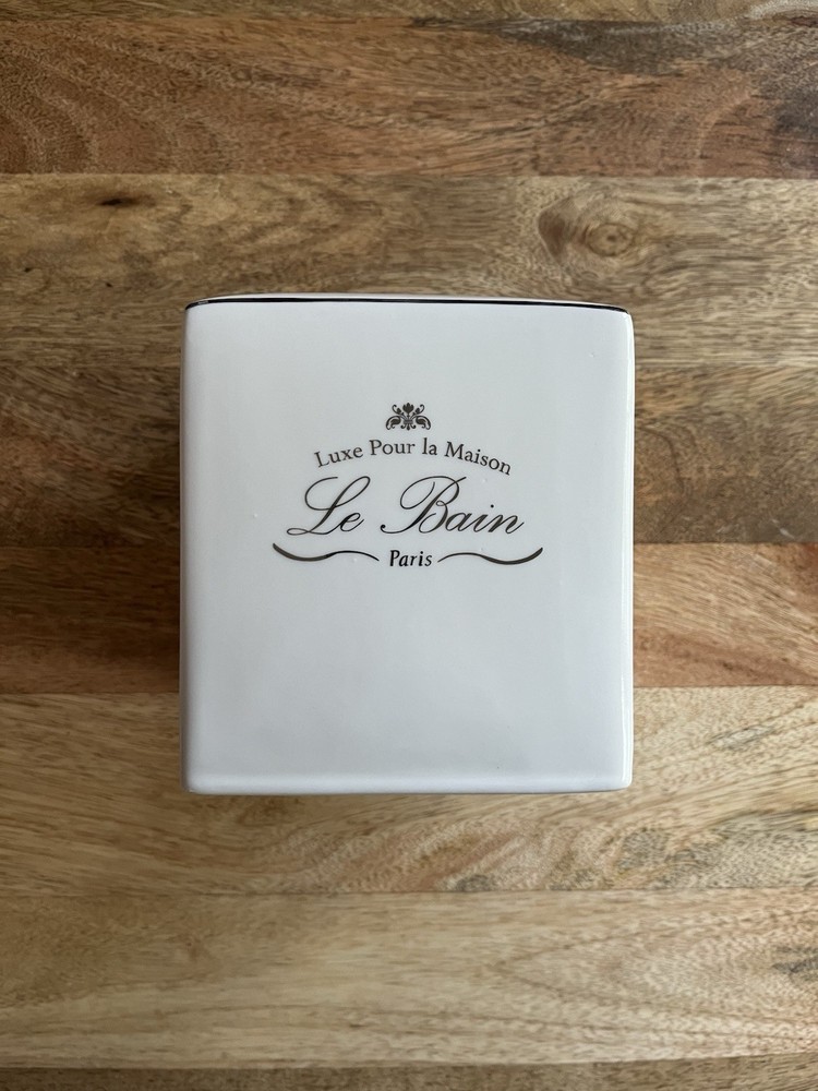 Kassatex Le Bain Porcelain Tissue Holder