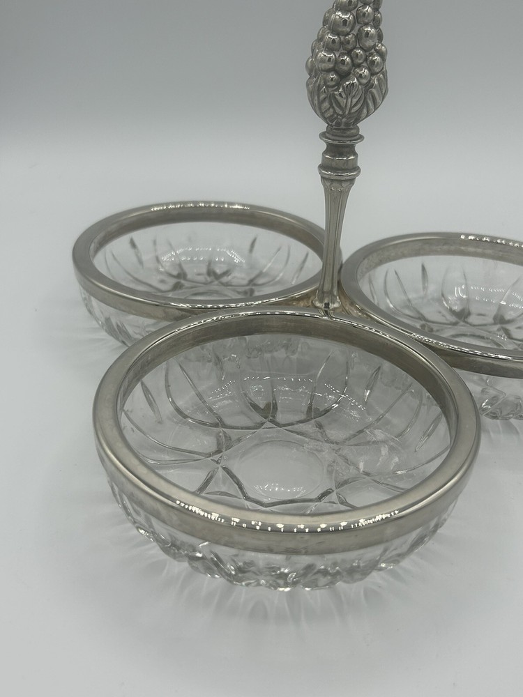 VINTAGE 3 SECTION SILVERPLATE AND GLASS SERVING DISH WITH GRAPE HANDLE