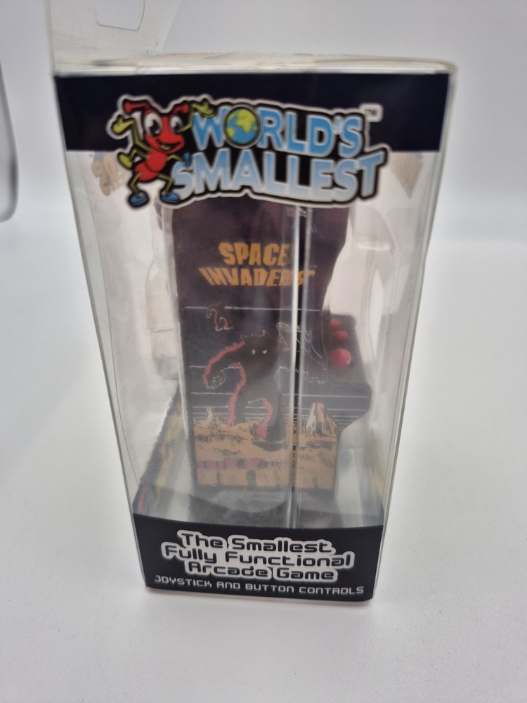 World's Smallest Tiny Arcade Space Invaders Miniature Game 2017 New Sealed