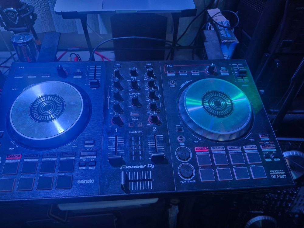 Pioneer DDJ-SB3 Digital DJ Controller. great controller ro learn on.