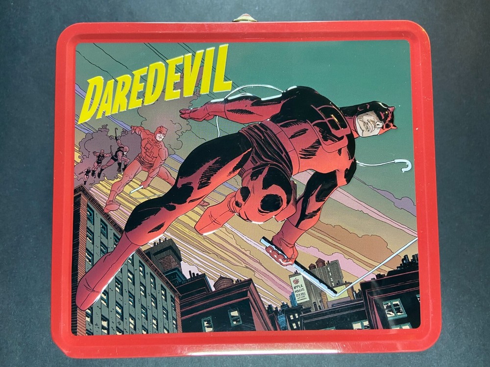 MARVEL Comics DAREDEVIL LUNCH BOX & THERMOS Previews Exclusive NEW