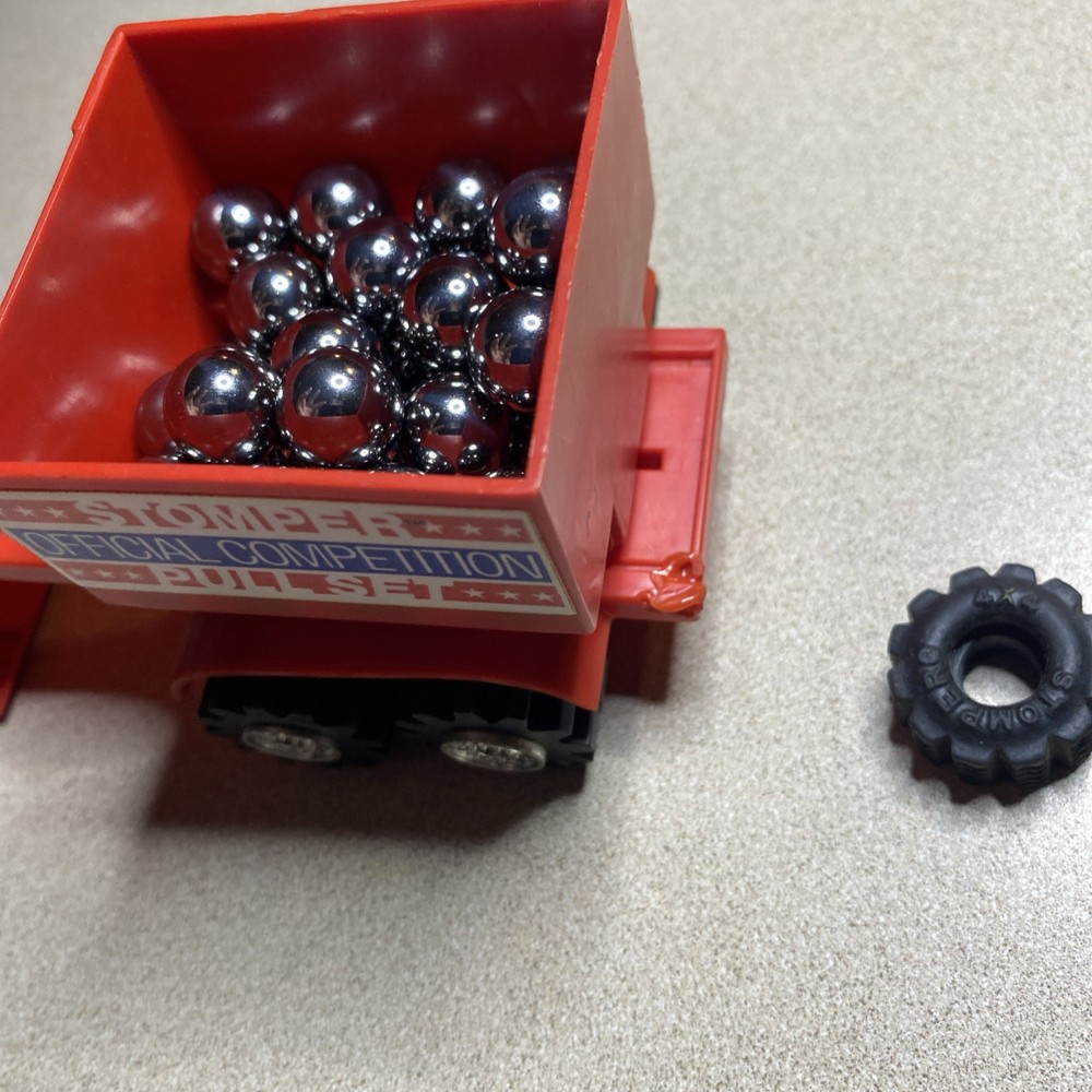 Schaper Stomper Competition Pull Set With Truck WORKS All Clips Are Unbroken