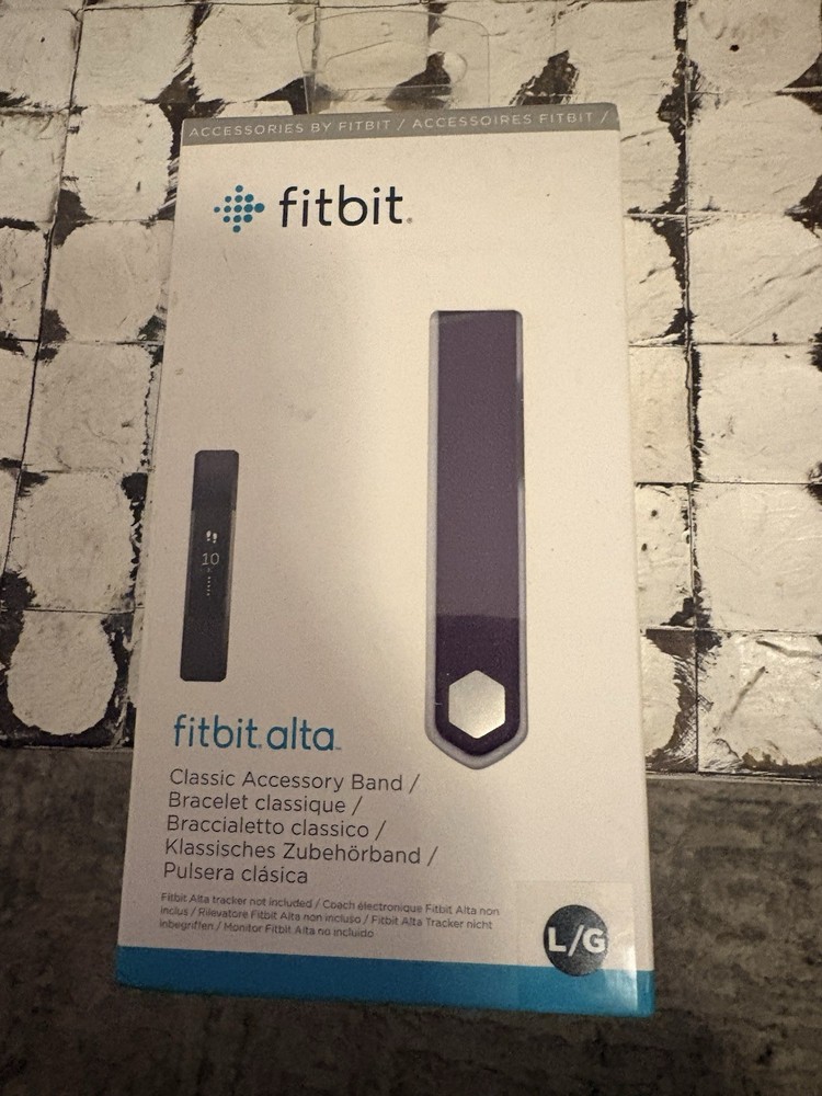 Fitbit Alta Classic Accessory Band. Eggplant Color.Size Large