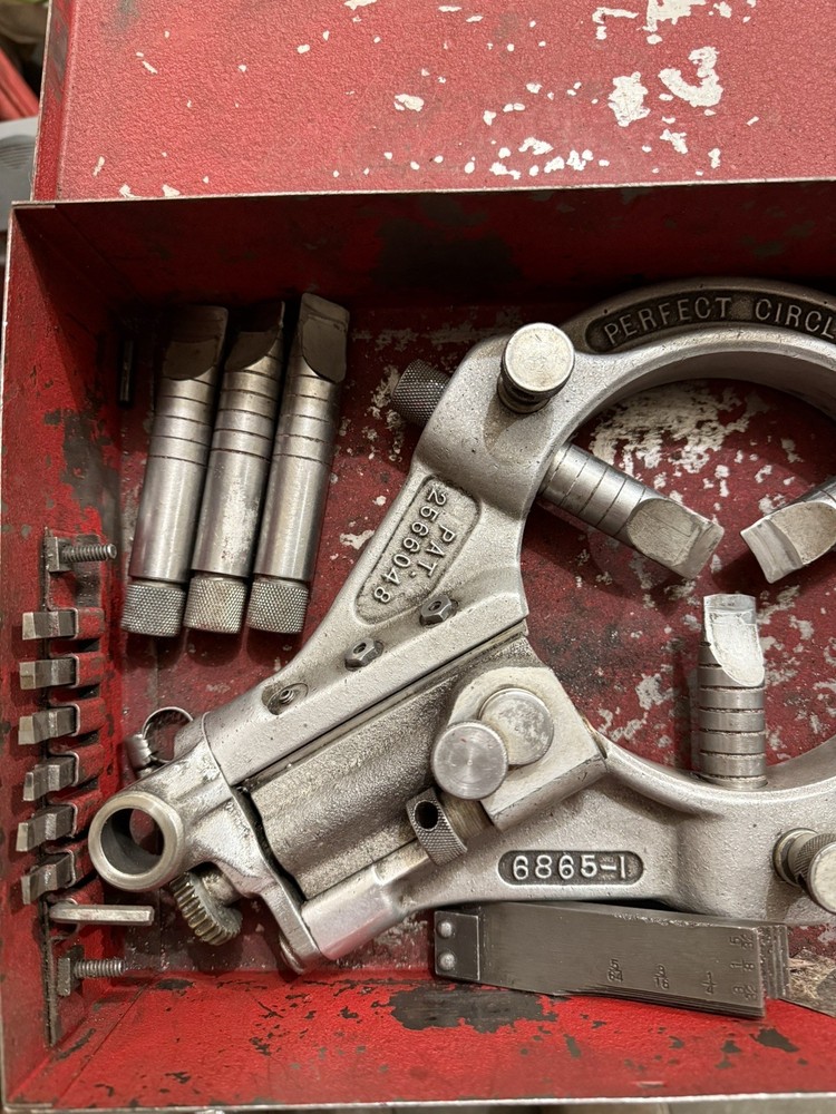 Manulathe Perfect Circle Piston Regroover with Original Case