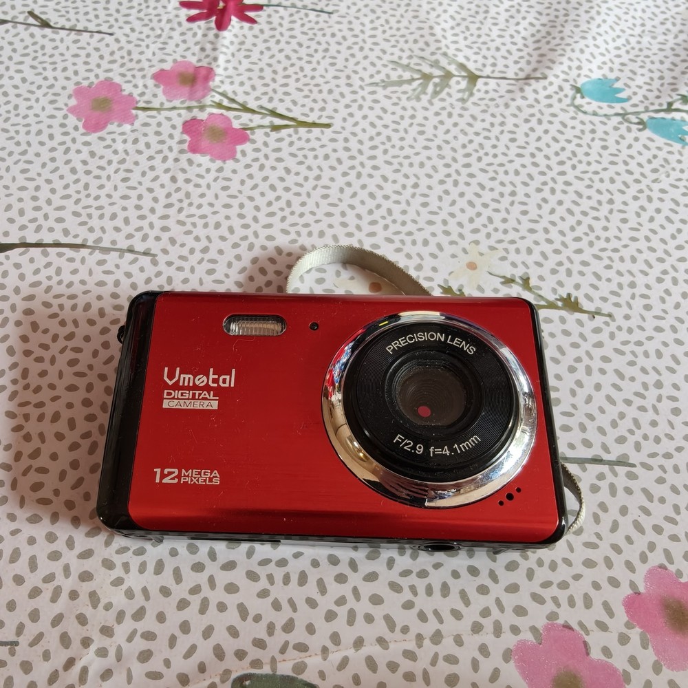 VMotal 12.0MP Compact Digital Camera Red Tested