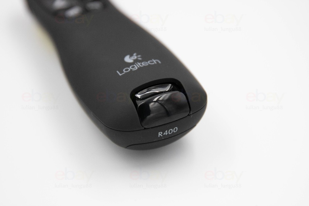 2x Logitech R400 Wireless presenter + carying bag