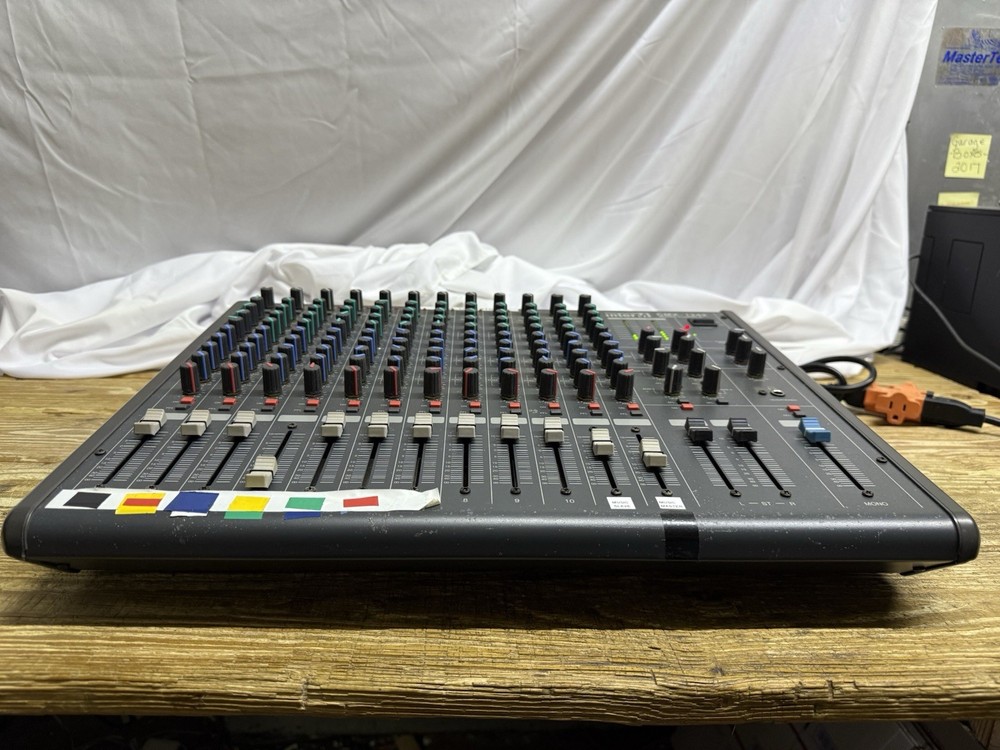 Inter-M CMX-1242 professional mixing console