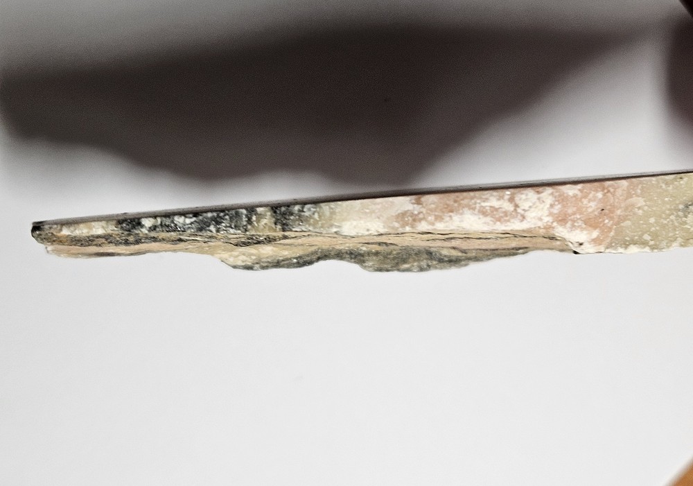 Stawberry Onyx End Cut 137 Grams