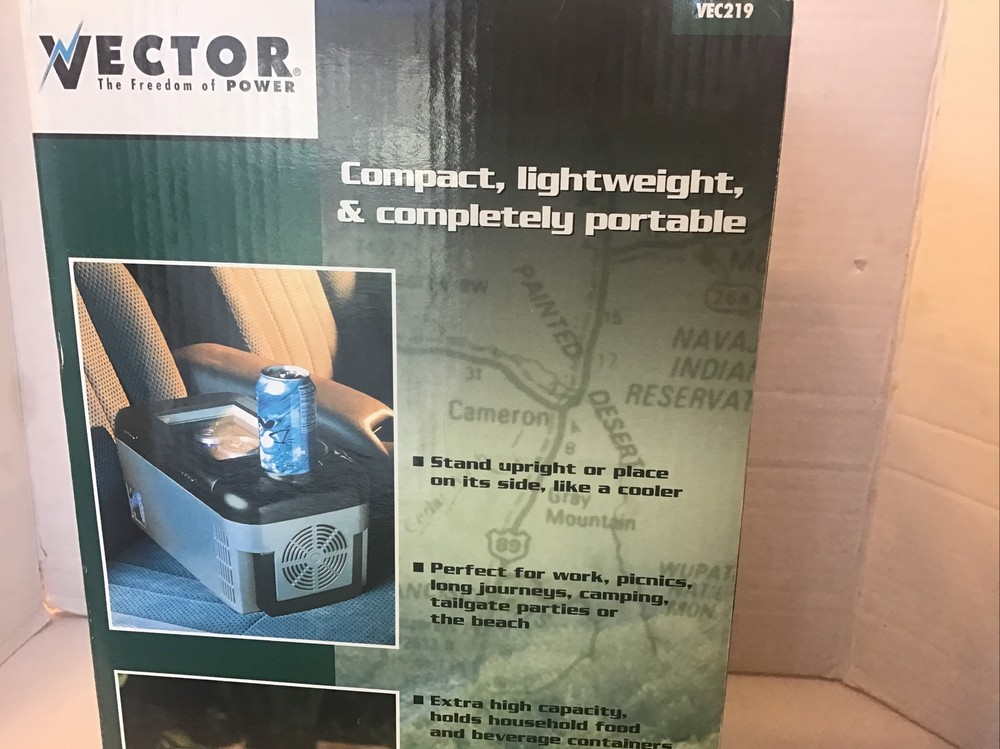 Vector Road Chill 12 Volt Portable Refrigerator Cools Heats Nice VEC219