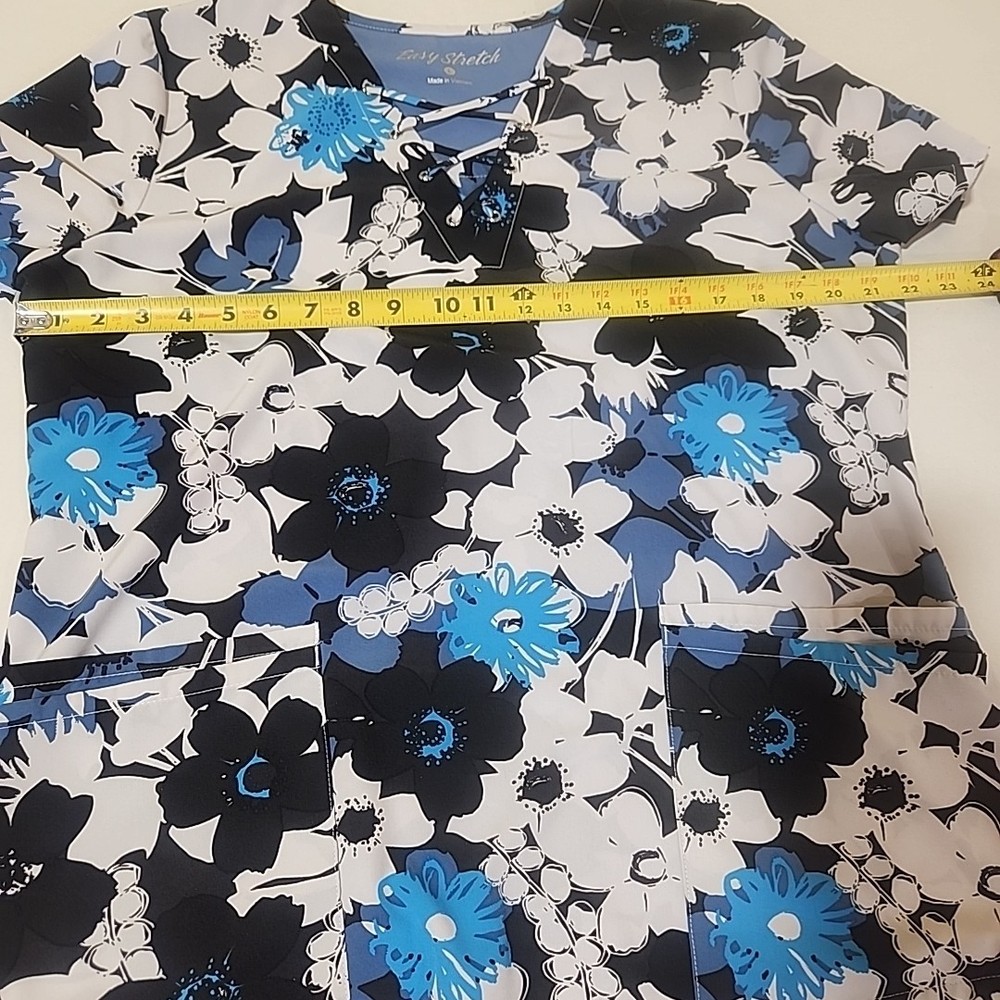 Easy Stretch Women's Scrub Top Size L [118]