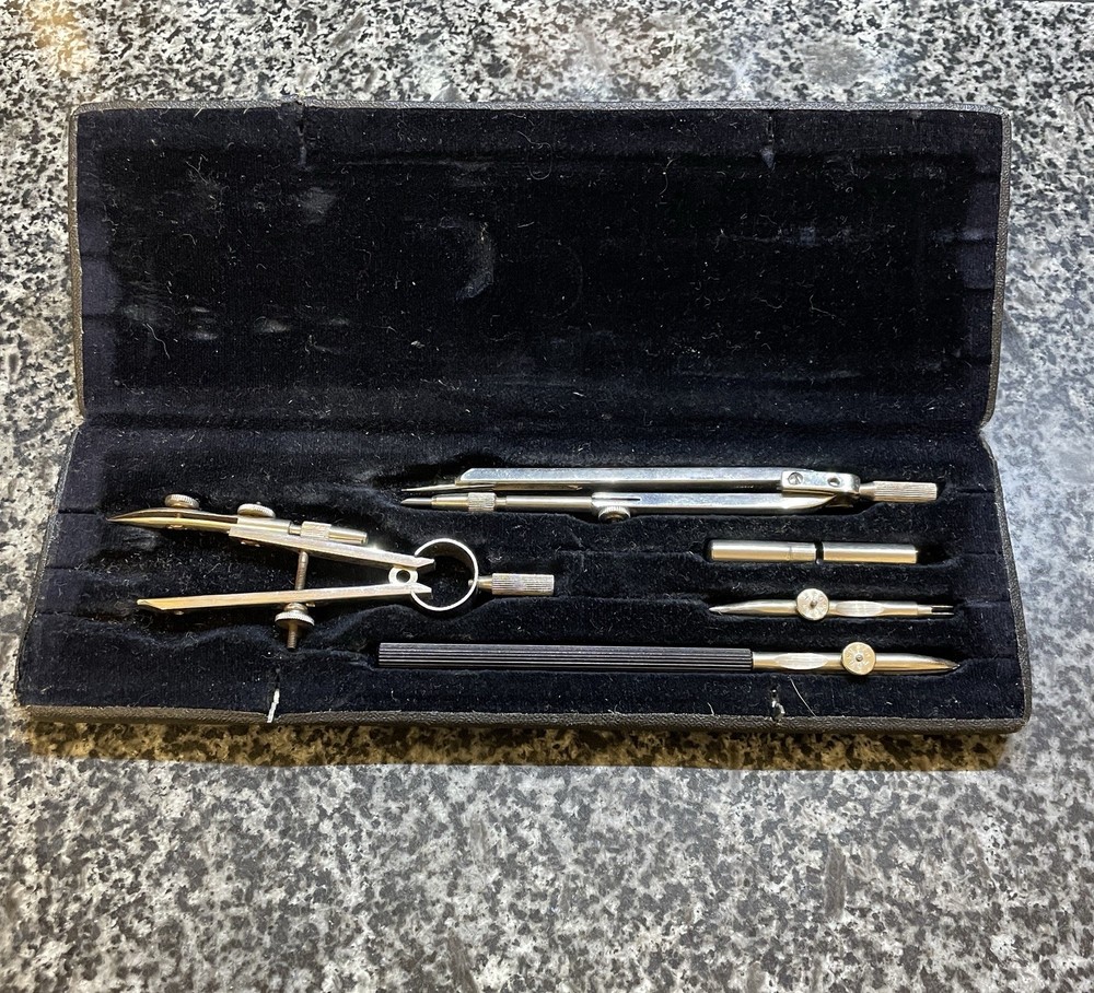 Vintage Pythag Engineering Compass Set Case Surveying Drafting