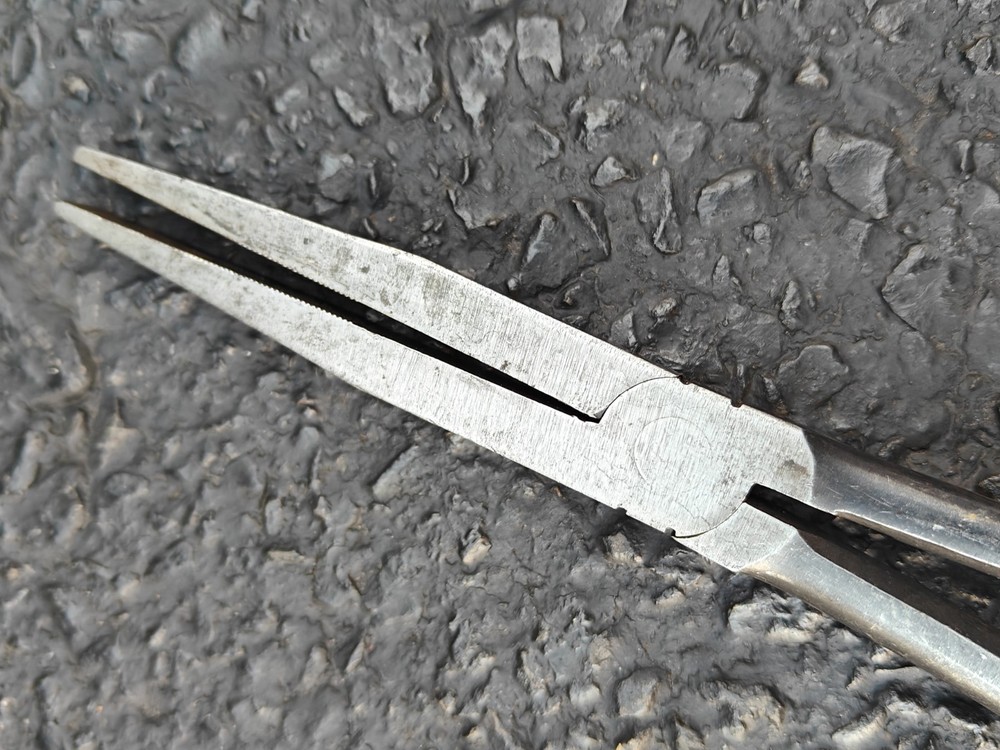 Blue Point Tools 11 Inch Long Duck Bill Pliers