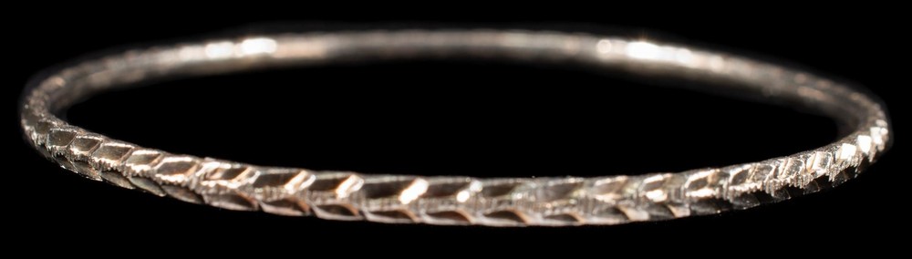 Sterling Silver Bangle Cut Stamped Chevron Edge Design NEW