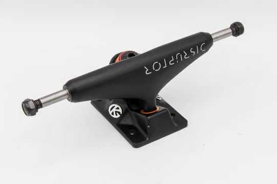 GrindKing DISRUPTOR Truck Set / Raw or Black