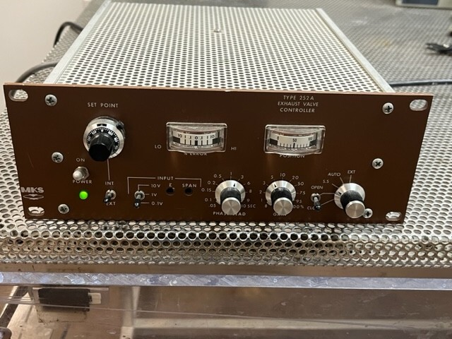 MKS CONTROLLER TYPE 252A-1-VPOSPPC