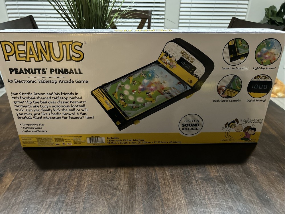 Peanuts SNOOPY Electronic Tabletop Arcade Game PINBALL Machine w/ Lights & Sound