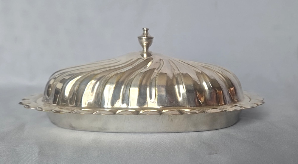 Silverplate Butter Dish with Insert and Cover (Scallop Pattern) by Sheffield
