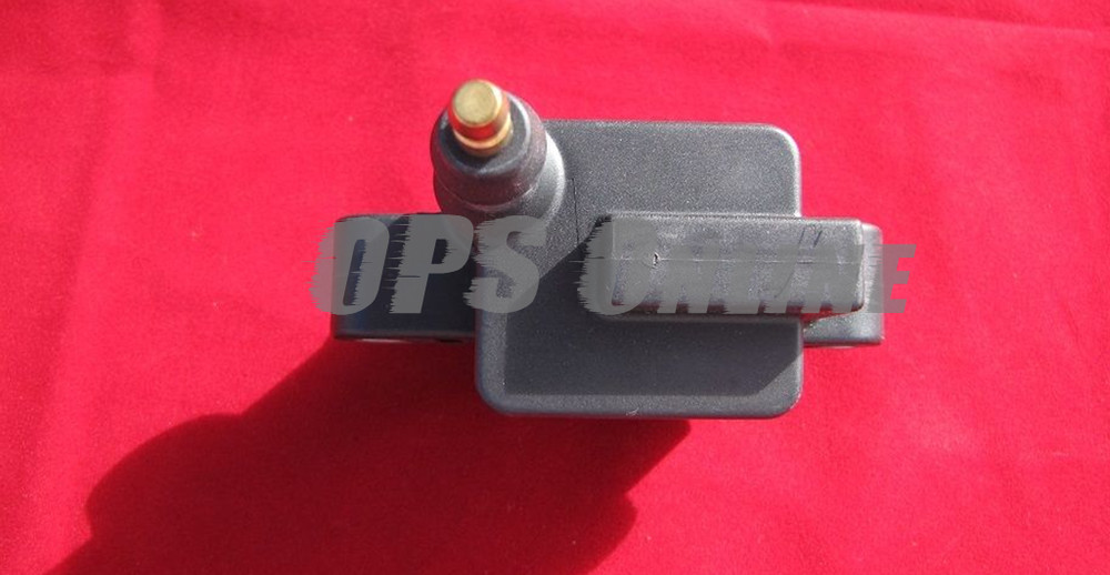 New OEM Mercury Outboard Optimax Ignition Coil Part # 300-8M0077471