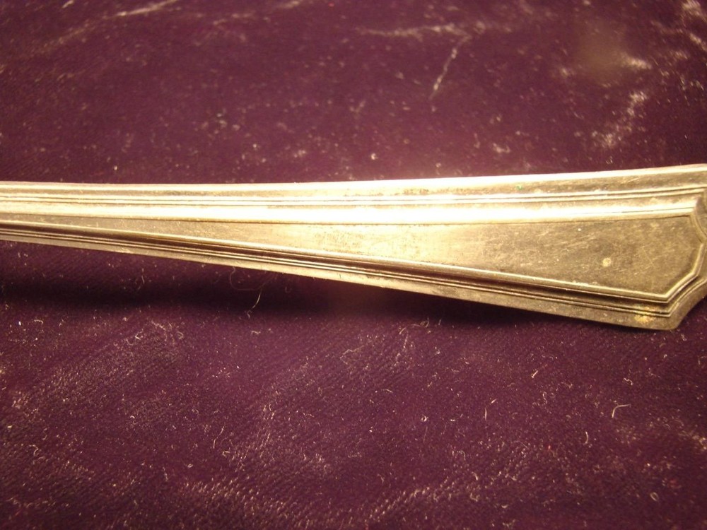 NATIONAL SILVER CO. ANTIQUE CAKE/PIE SERVER - E.P.N.S. - PATTERN NATIONAL ONE