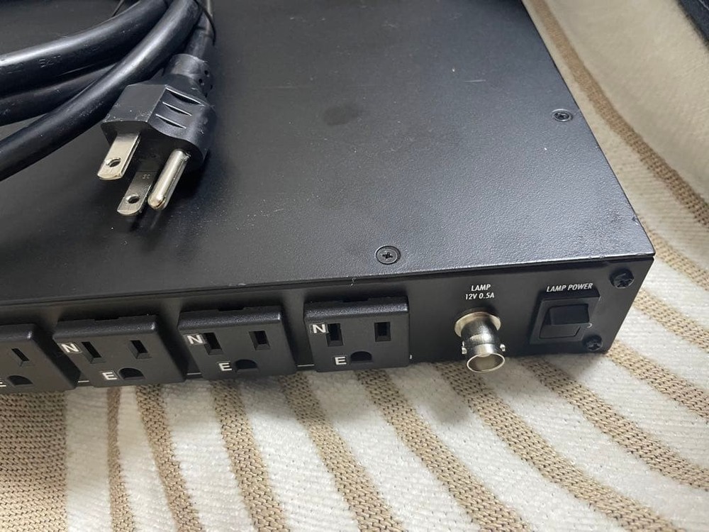 FURMAN PL-8C 1U Rack Mount Power Conditioner