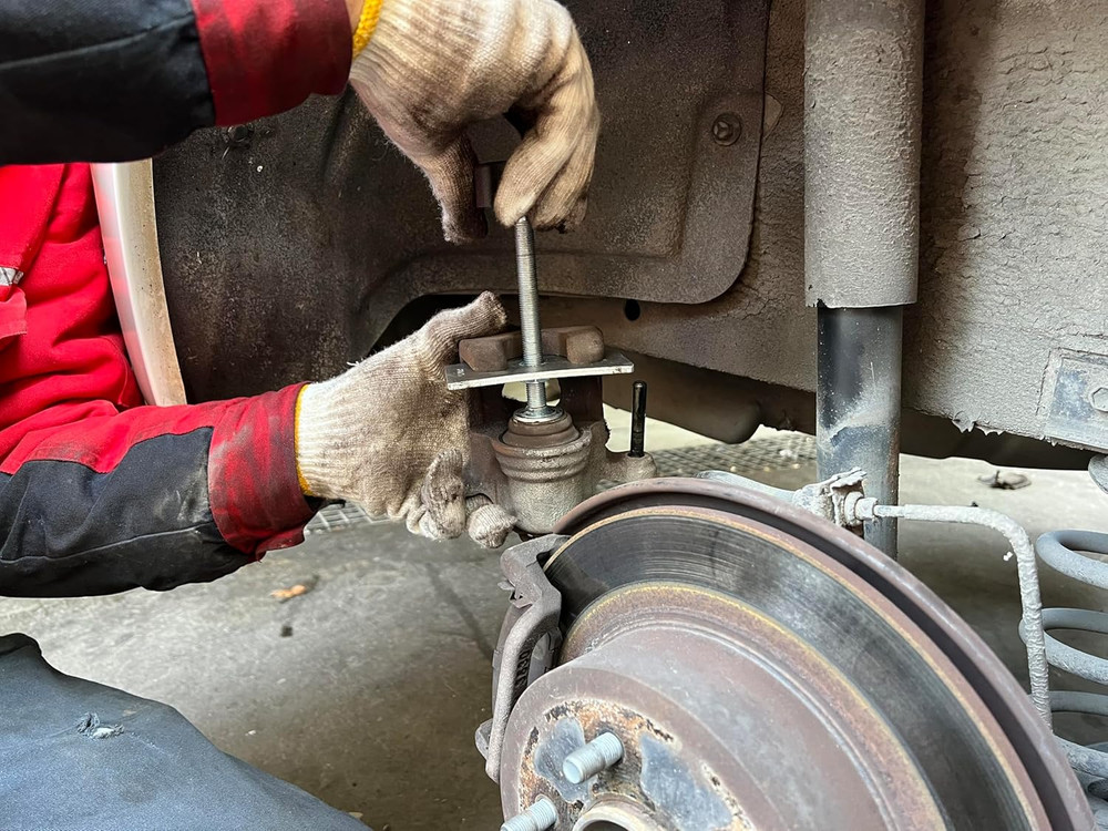 - Brake Caliper Compression Tool │Heavy Duty Caliper Piston Compressor Tool │Dis